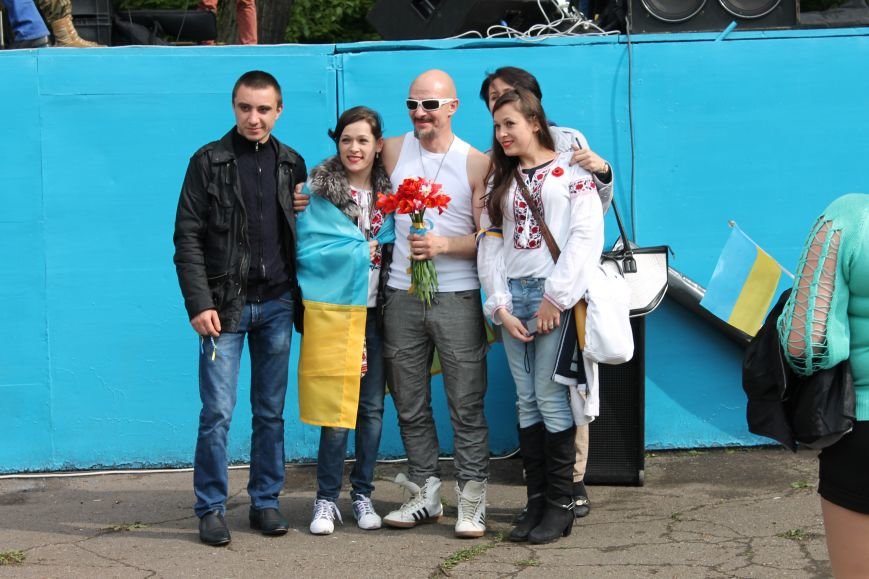 Сотні мешканців м. Селидове зібралися на патріотичному концерті, фото-23