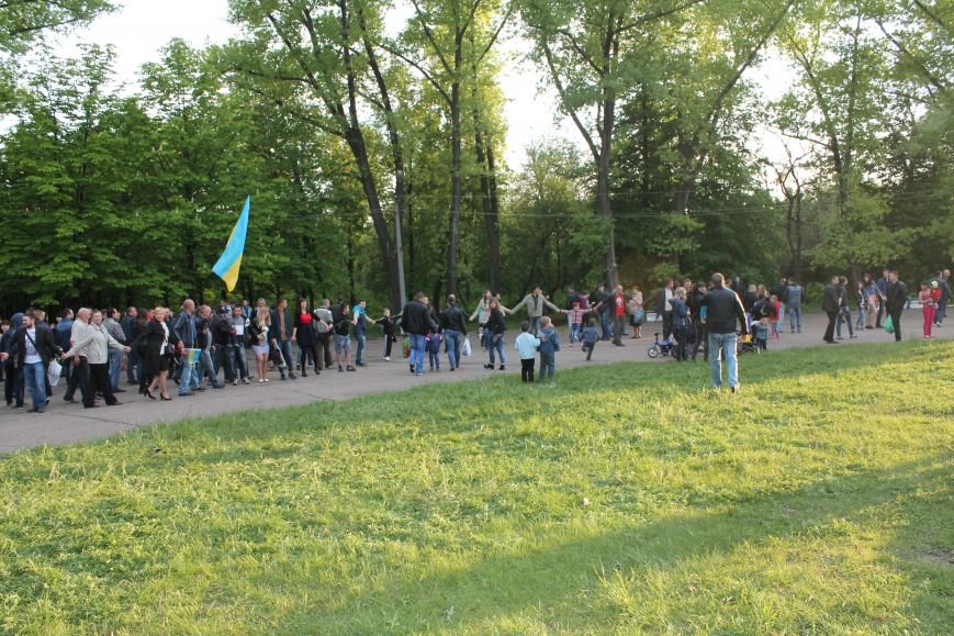 Сотні мешканців м. Селидове зібралися на патріотичному концерті, фото-50