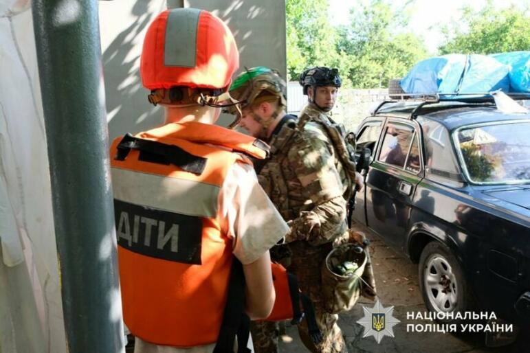 504 людини евакуювали за добу з Донеччини 