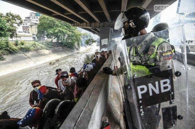 Усмирение оппозиционных демонстраций в Венесуэле закончилось трагедией, фото-3