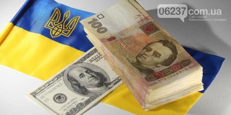 Какой курс доллара ждать в Украине летом, фото-1