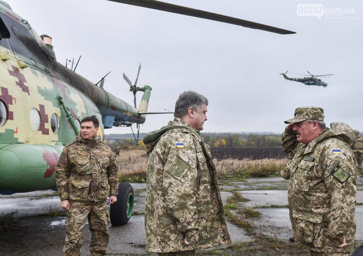 Порошенко заверил жителей Авдеевки, что сделает все для деоккупации украинских территорий, фото-2
