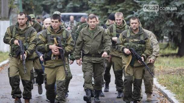 Киев не будет вести переговоры с боевиками: у Порошенко ответили на слова Путина, фото-1