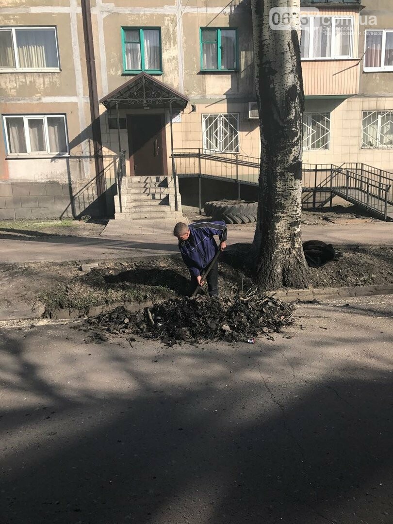 З метою благоустрію м.Новогродівка проводяться роботи, фото-6 З метою благоустрію м.Новогродівка проводяться роботи, фото-6