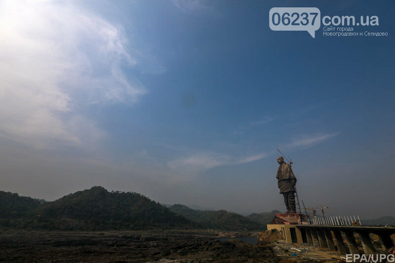 В Индии построили самую высокую статую в мире, фото-5