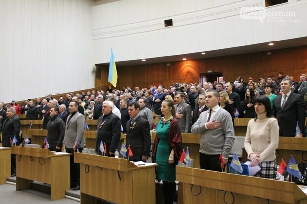 В Тернопольской области запретили русский язык и объявили 2019-й Годом ОУН, фото-1
