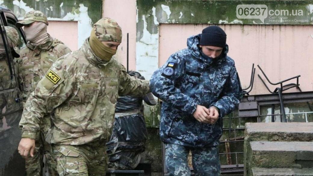 «Все хорошо». Арестованный украинский моряк передал записку родным, фото-1