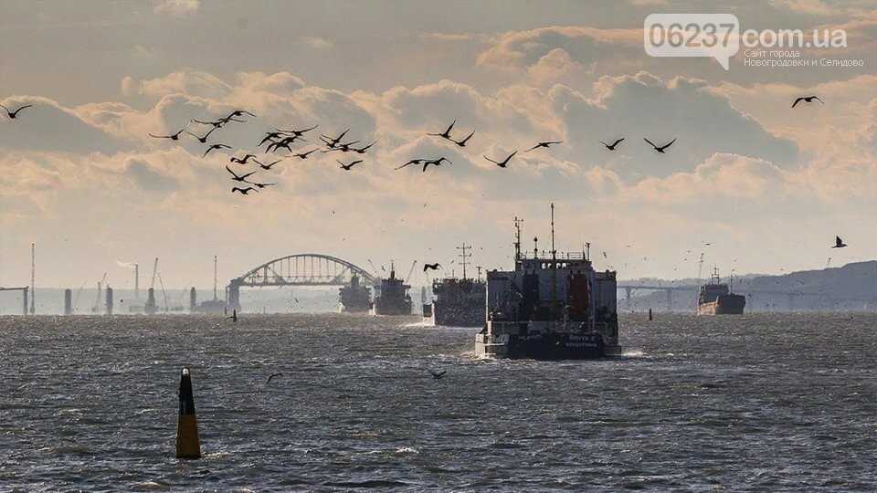 Ситуация в Азовском море: Россия сняла блокаду с украинских портов, фото-1
