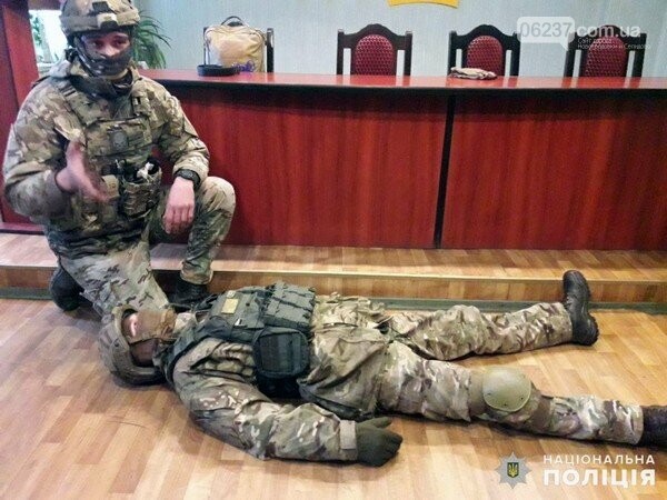 Селидовские полицейские перенимают боевой опыт у пограничников, фото-1