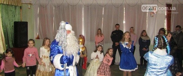 В Селидово организовали яркий новогодний праздник для детей спасателей, фото-4