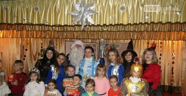 В Селидово организовали яркий новогодний праздник для детей спасателей, фото-5