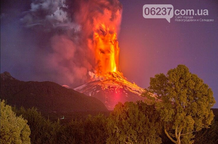 В Индонезии новое извержение вулкана, повышен уровень опасности, фото-1