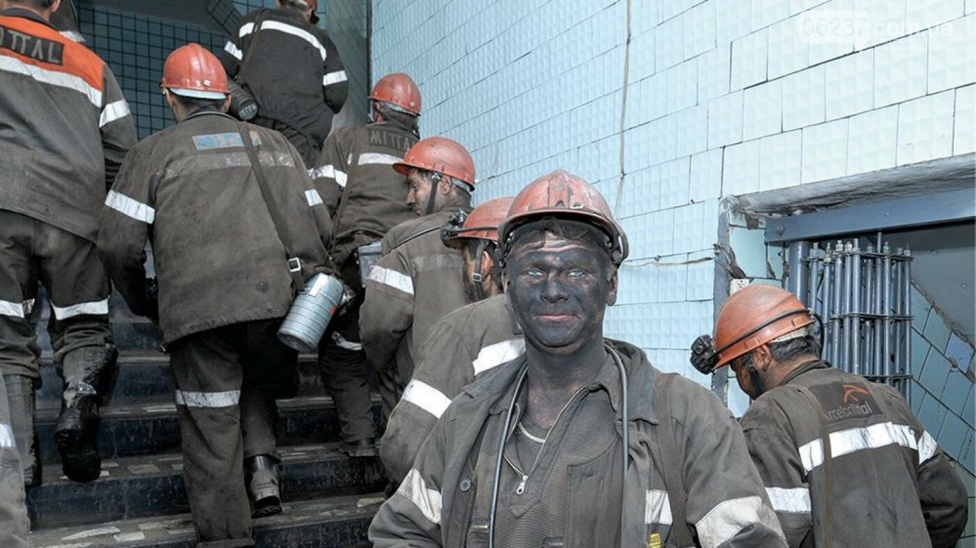 Продолжается подземная забастовка горняков шахт «Кураховская» и «1/3 Новогродовская», фото-1
