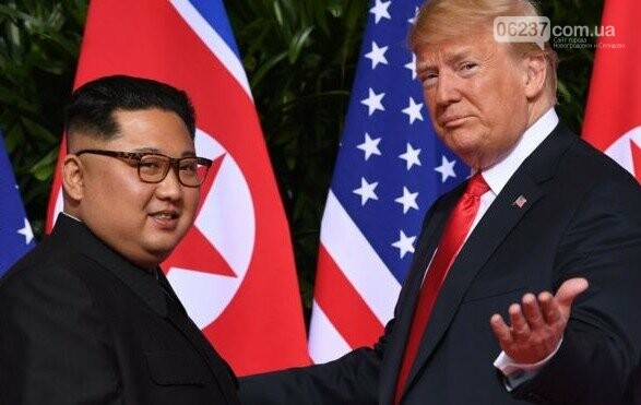 Трамп и Ким Чен Ын встретились во второй раз, фото-1