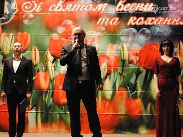 Женщин Новогродовки торжественно поздравили с праздником 8 Марта, фото-1