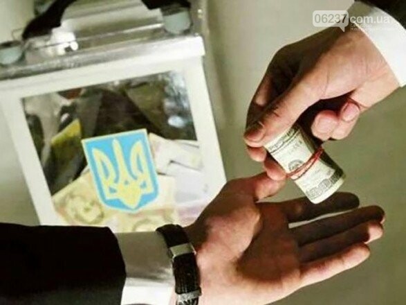 Аваков заявил о массовом подкупе избирателей при помощи админресурса, фото-1