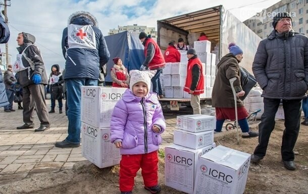 На Донбасс отправили 180 тонн гуманитарной помощи, фото-1