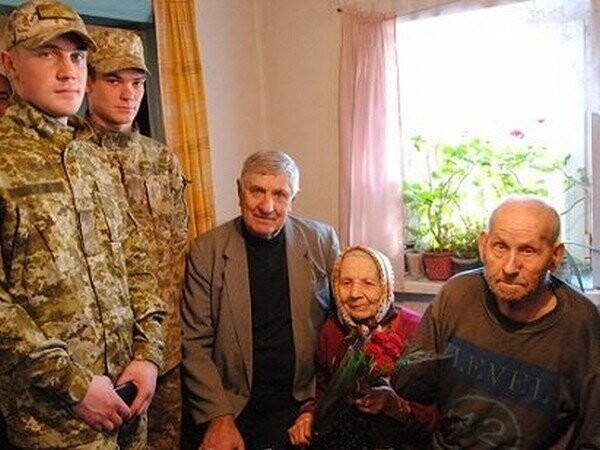 В Новогродовке ветерана Второй мировой войны поздравили с 94-летием, фото-1