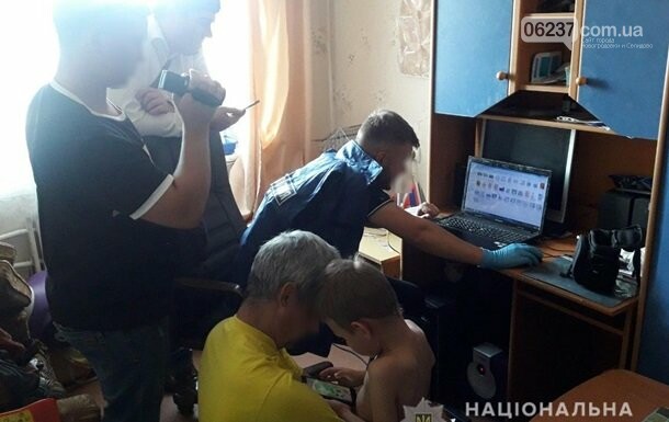 В Киевской области мужчина снимал порно с участием собственных детей, фото-1