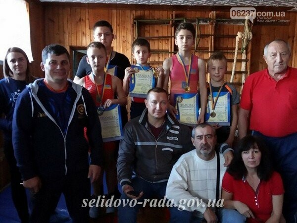 В Селидово прошел открытый городской турнир по вольной борьбе, фото-1