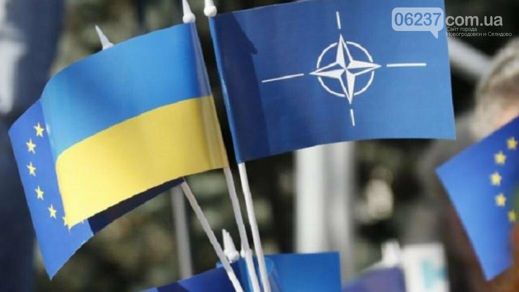 Из-за РФ Украину не готовы принять в НАТО, фото-1