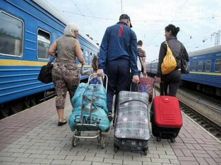 Число переселенцев в Украине растет, фото-1