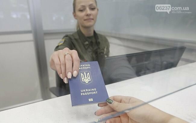 В МВД назвали дату поездок в РФ по загранпаспортам, фото-1