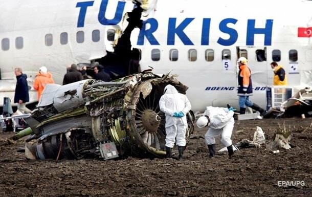 Выжившие пассажиры рассказали, как спастись при авиакатастрофе, фото-1