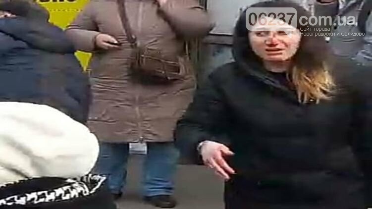 Перед 8 марта в Киеве мужчина разбил женщине нос в маршрутке после просьбы не хамить, фото-1