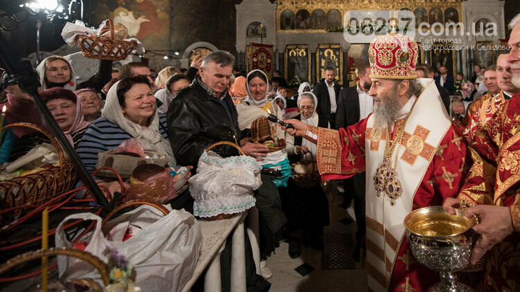 Останутся ли украинцы дома на Пасху. Власти призывают не ходить в церкви, но многие верующие их не послушают, фото-1