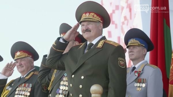 Беларусь не станет отменять парад ко Дню победы, фото-1