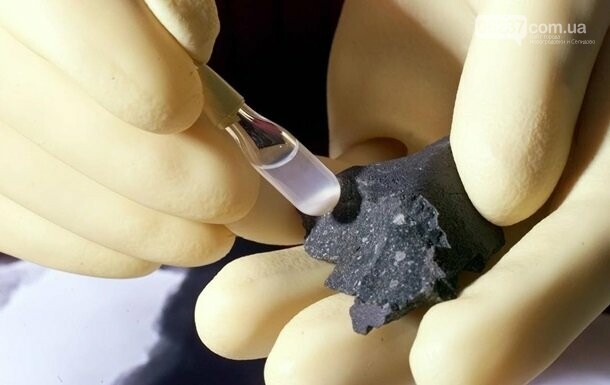 Ученые подсчитали сколько метеоритов падает на Землю за год, фото-1