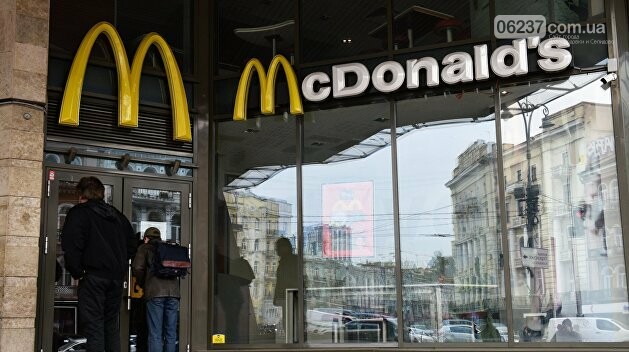 Украинский McDonald's согласился разговаривать с клиентами на русском, фото-1