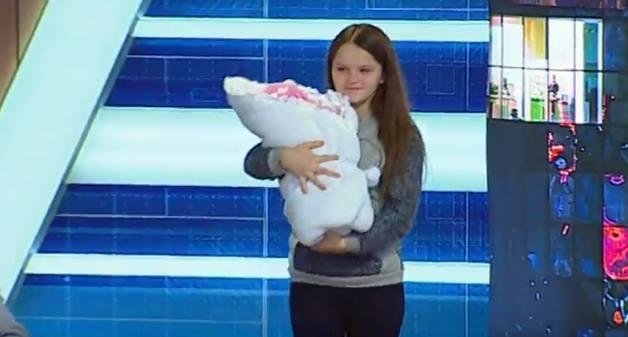 Мама в 12 років: історія зі школяркою-породіллею зі Львівщини отримала скандальне продовження 