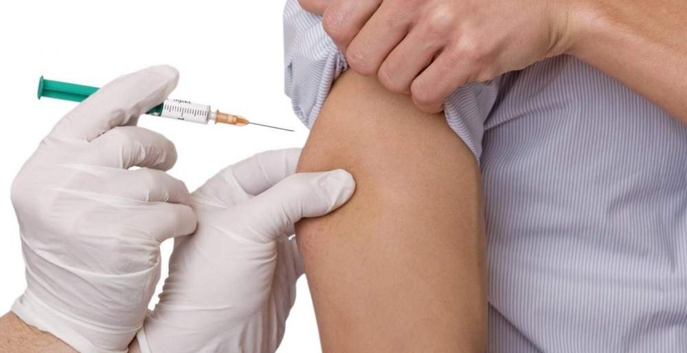 Дифтерия наступает: Минздрав призывает вакцинироваться 