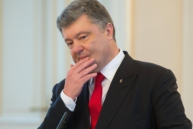 Порошенка планують допитати в суді у справі про держзраду Януковича наступного тижня