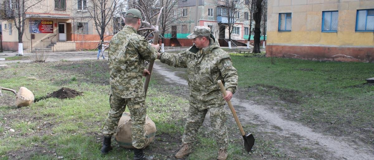 Общегородской субботник в городе Новогродовка