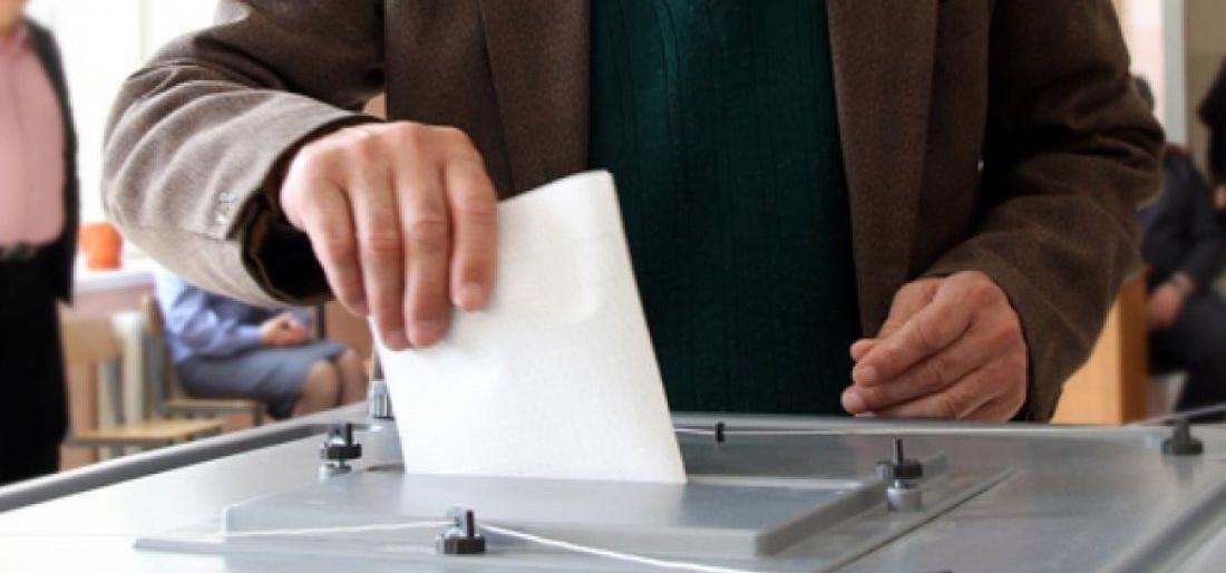 Батькивщина – первая, БПП – второй на выборах в общинах