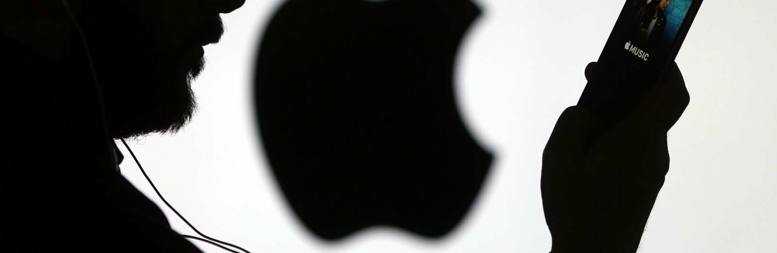 Apple планирует закрыть сервис iTunes - СМИ