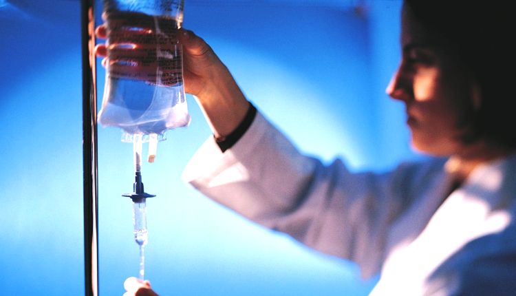 На Закарпатье двое детей отравились алкоголем во время колядования, один ребенок в реанимации