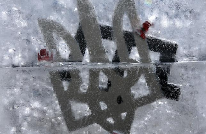 Проведение миротворческой операции в Донбассе отодвинет вопрос возвращения Крыма — эксперт