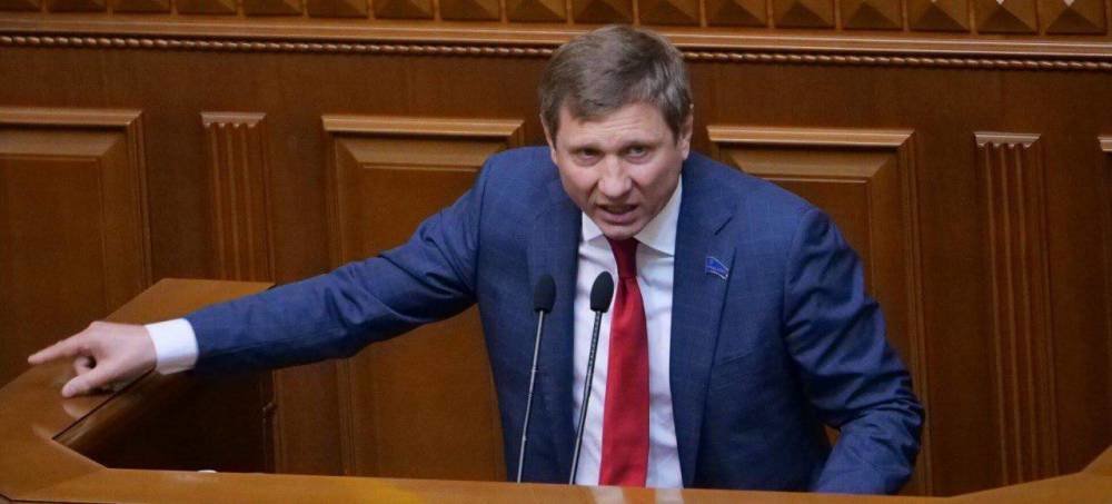 Зараженный коронавирусом нардеп Шахов заявил об ухудшении самочувствия