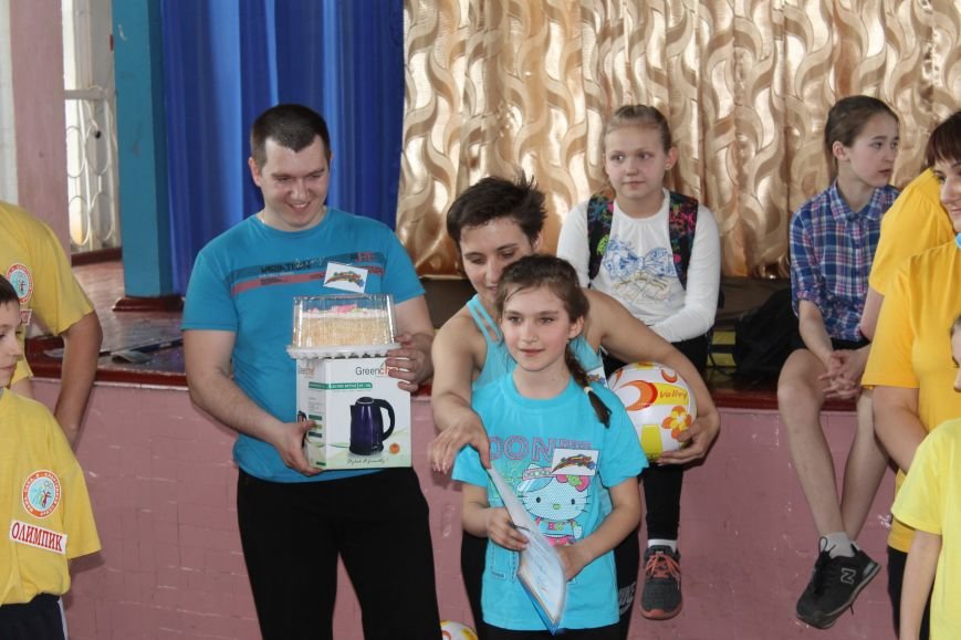 В Новогродовке прошел первый этап областных соревнований "Мама, папа, я-спортивная семья", фото-3