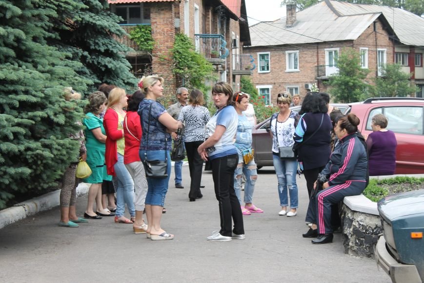 Мітинг біля Новогродівської міської ради, фото-1