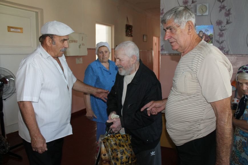 Ветераны получили подарки в честь Дня освобождения Донбасса, фото-1