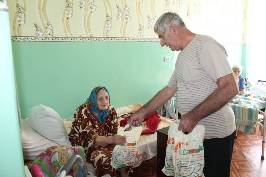 Ветераны получили подарки в честь Дня освобождения Донбасса, фото-4