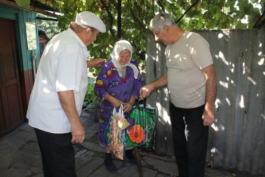 Ветераны получили подарки в честь Дня освобождения Донбасса, фото-6